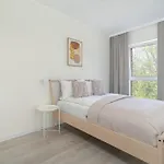 Family In With 2 Parking Spaces, 3 Bedrooms And Balcony By Renters شقة